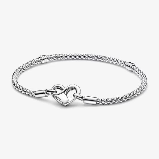 Armband mit Infinity Herzverschluss